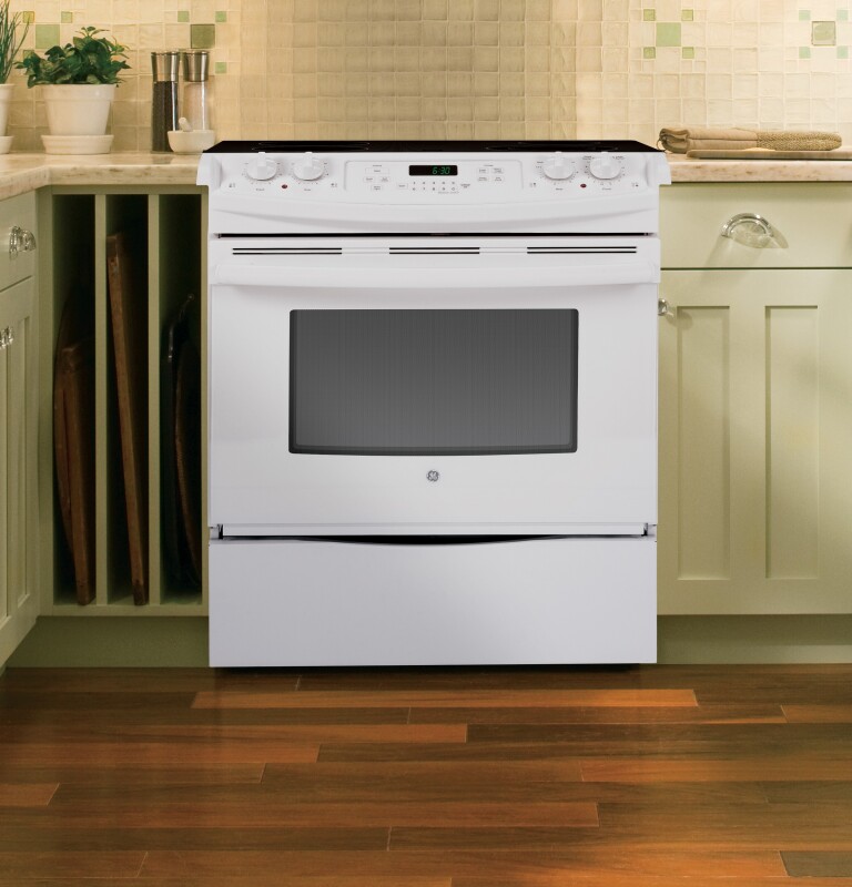 30" Slide-In Front Control Electric Range JS630DFWW, product image 3 of 5