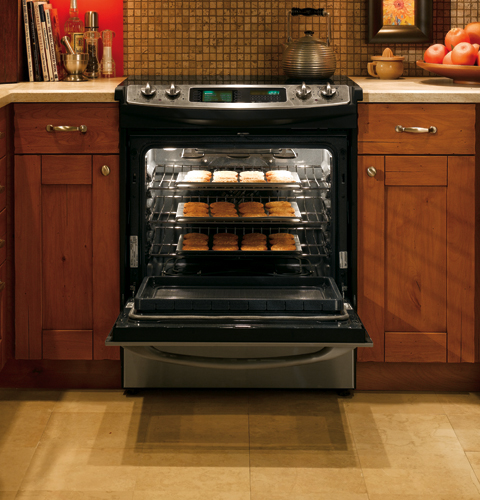 30" Slide-In Electric Range with Trivection Technology JS998SKSS