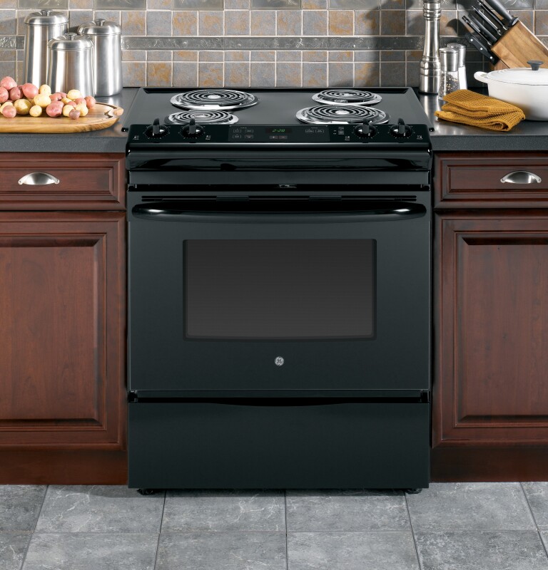 30" Slide-In Front Control Electric Range JSS28DFBB