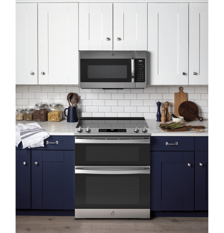 30" Slide-In Electric Convection Double Oven Range view 17