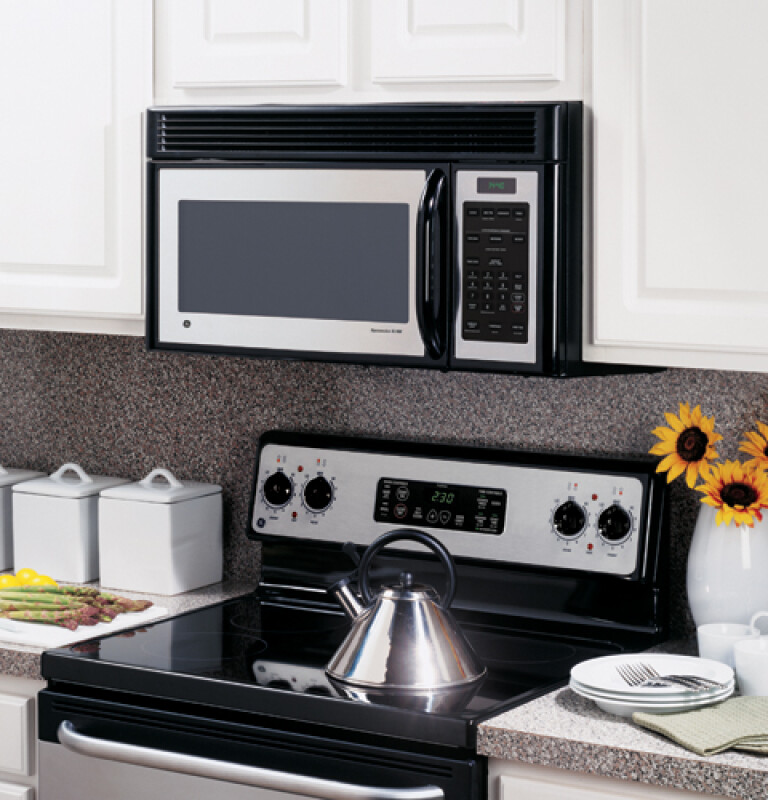 Spacemaker 1.4 Cu. Ft. Capacity, 950 Watt Microwave Oven JVM1440SH, product image 2 of 9