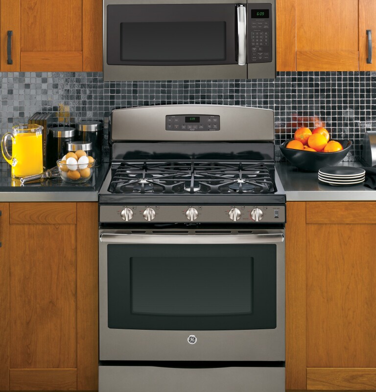 Series 1.7 Cu. Ft. Over-the-Range Sensor Microwave Oven JVM6175EFES