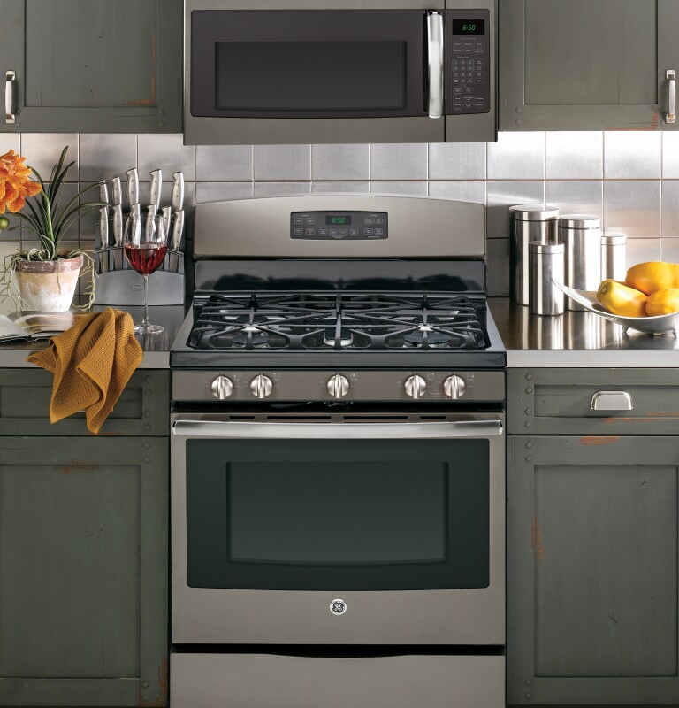 Series 1.7 Cu. Ft. Over-the-Range Sensor Microwave Oven JVM6175EFES