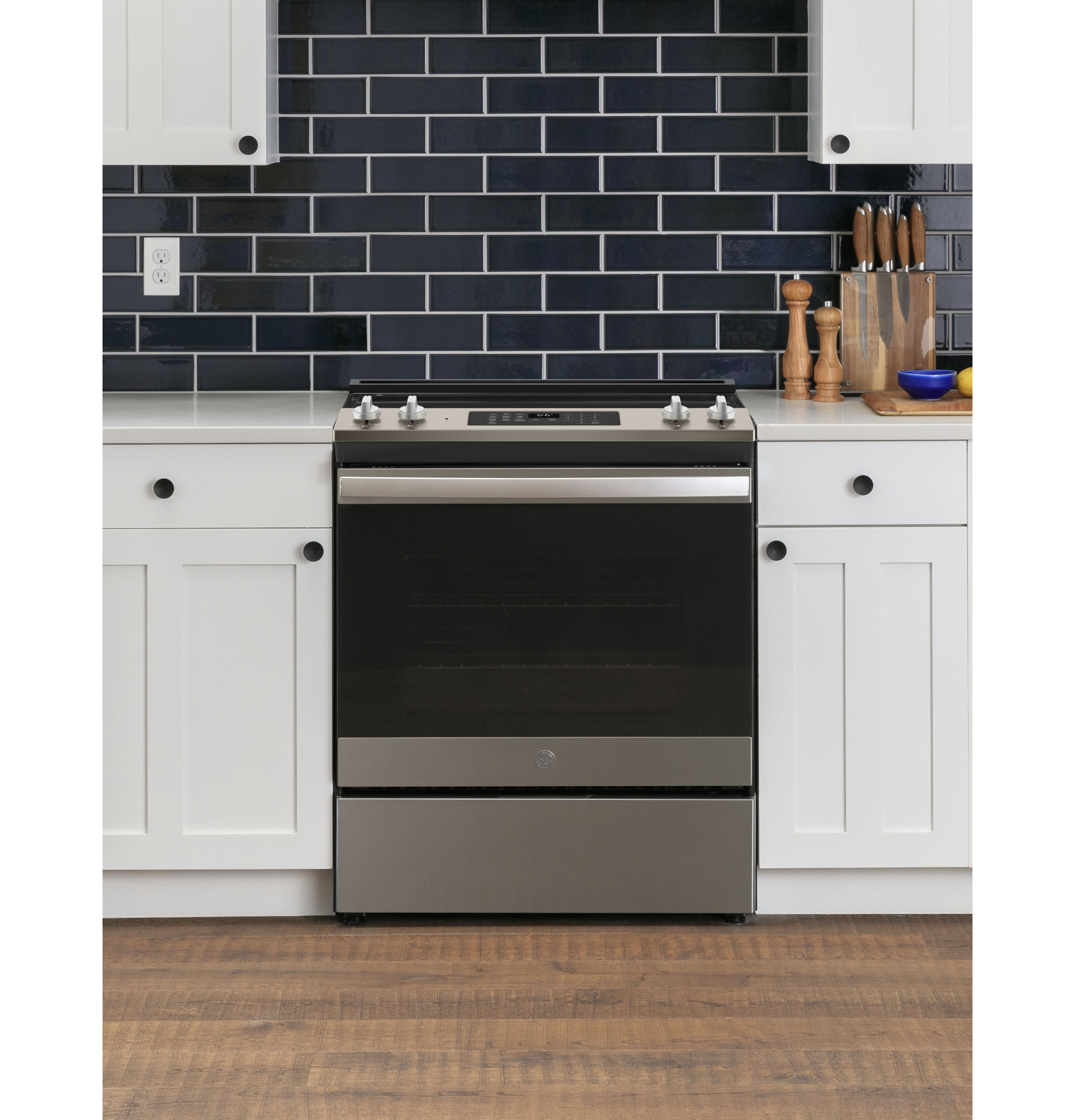 30" Wall-Mount Pyramid Chimney Hood view 6