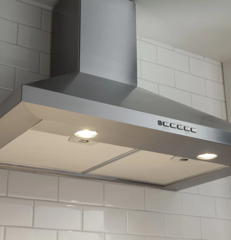 30" Wall-Mount Pyramid Chimney Hood JVW5301SJSS