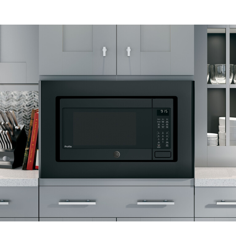 Optional 30" Built-In Trim Kit view 2
