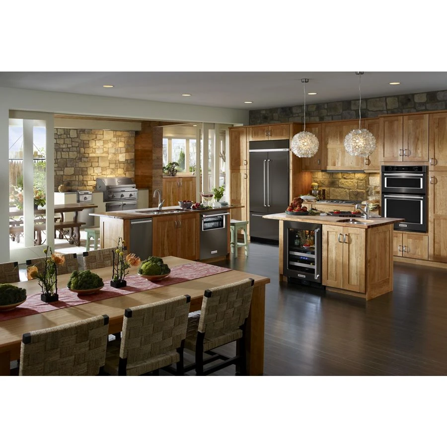 20.8 Cu. Ft. 36" Width Built In Stainless Steel French Door Refrigerator with Platinum Interior Design view 5