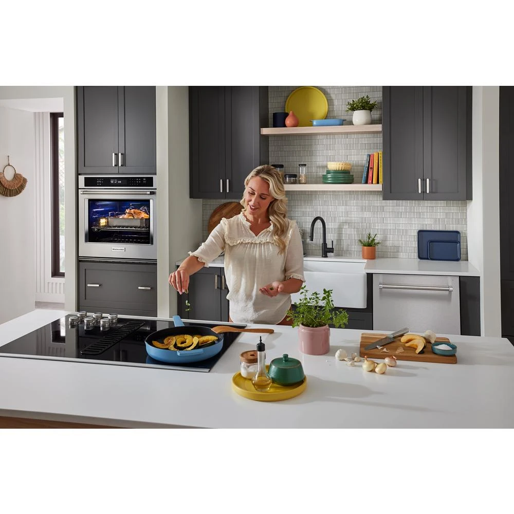 36" Electric Downdraft Cooktop with 5 Elements view 10