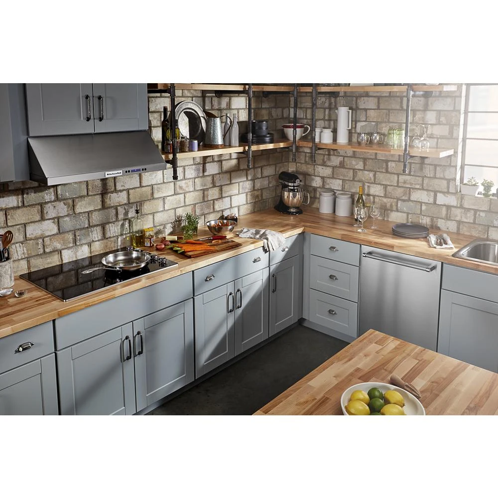 30" Electric Cooktop with 5 Elements and Knob Controls view 11
