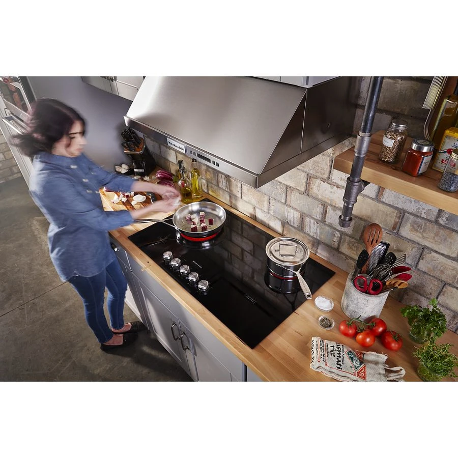 36" Electric Cooktop with 5 Elements and Knob Controls view 6