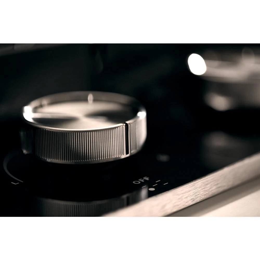 30" Gas-on-Glass Cooktop view 12