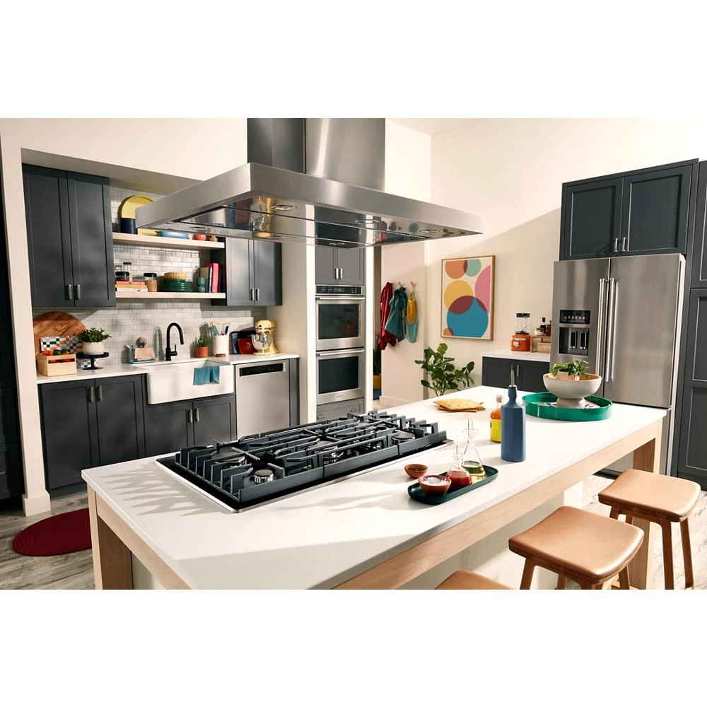 36" Gas-on-Glass Cooktop view 5