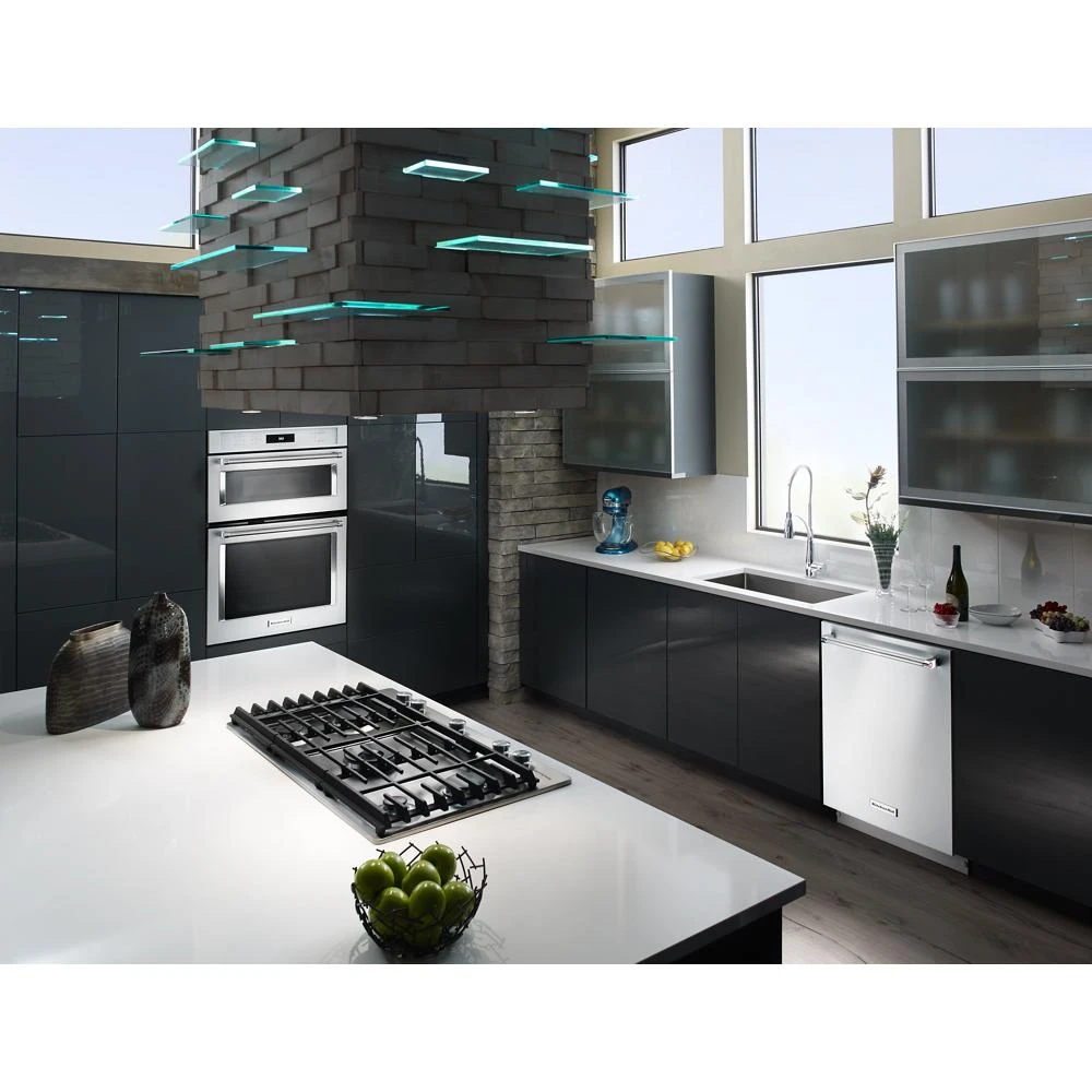 30" 5-Burner Gas Cooktop with Griddle view 14