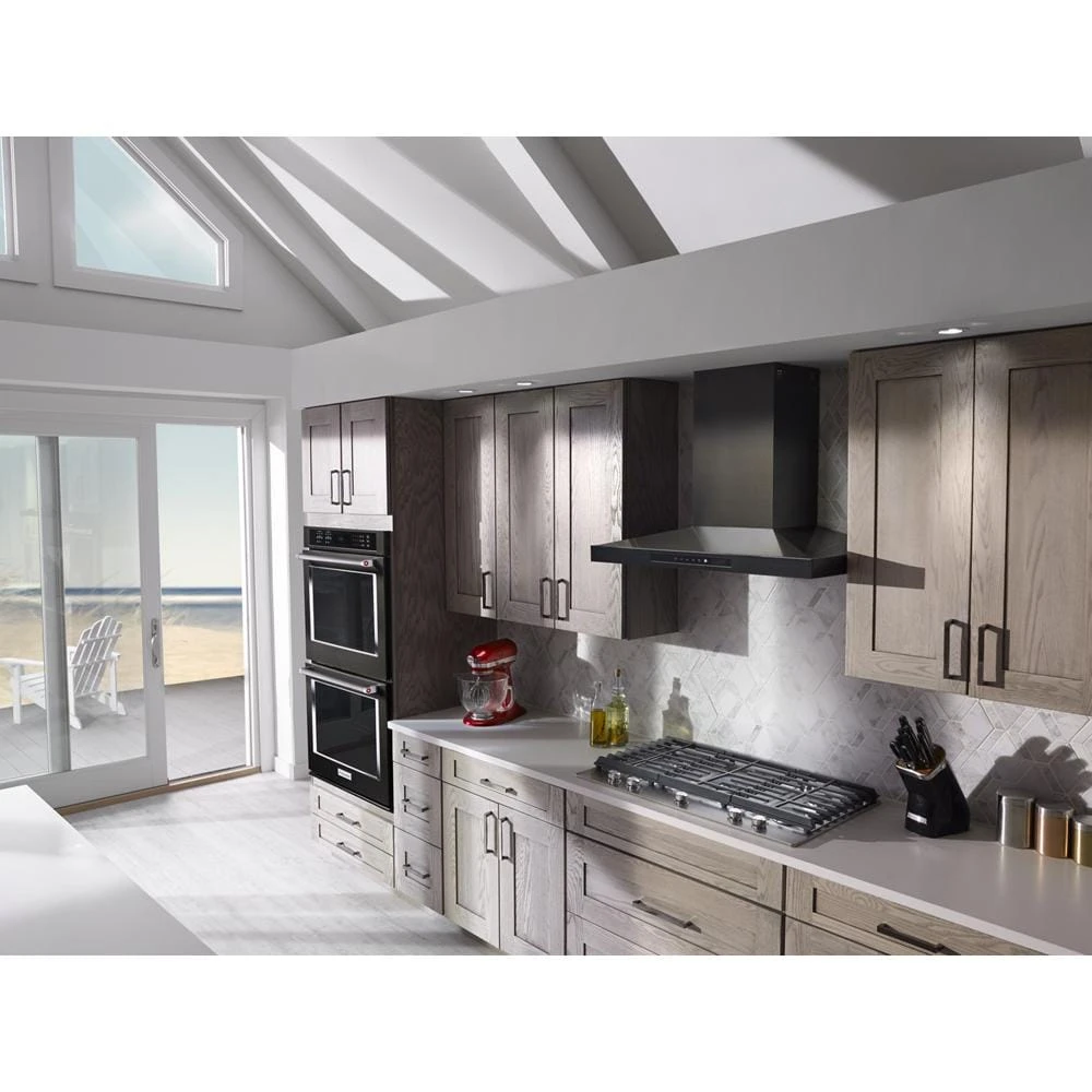 36" 5-Burner Gas Cooktop with Griddle view 2