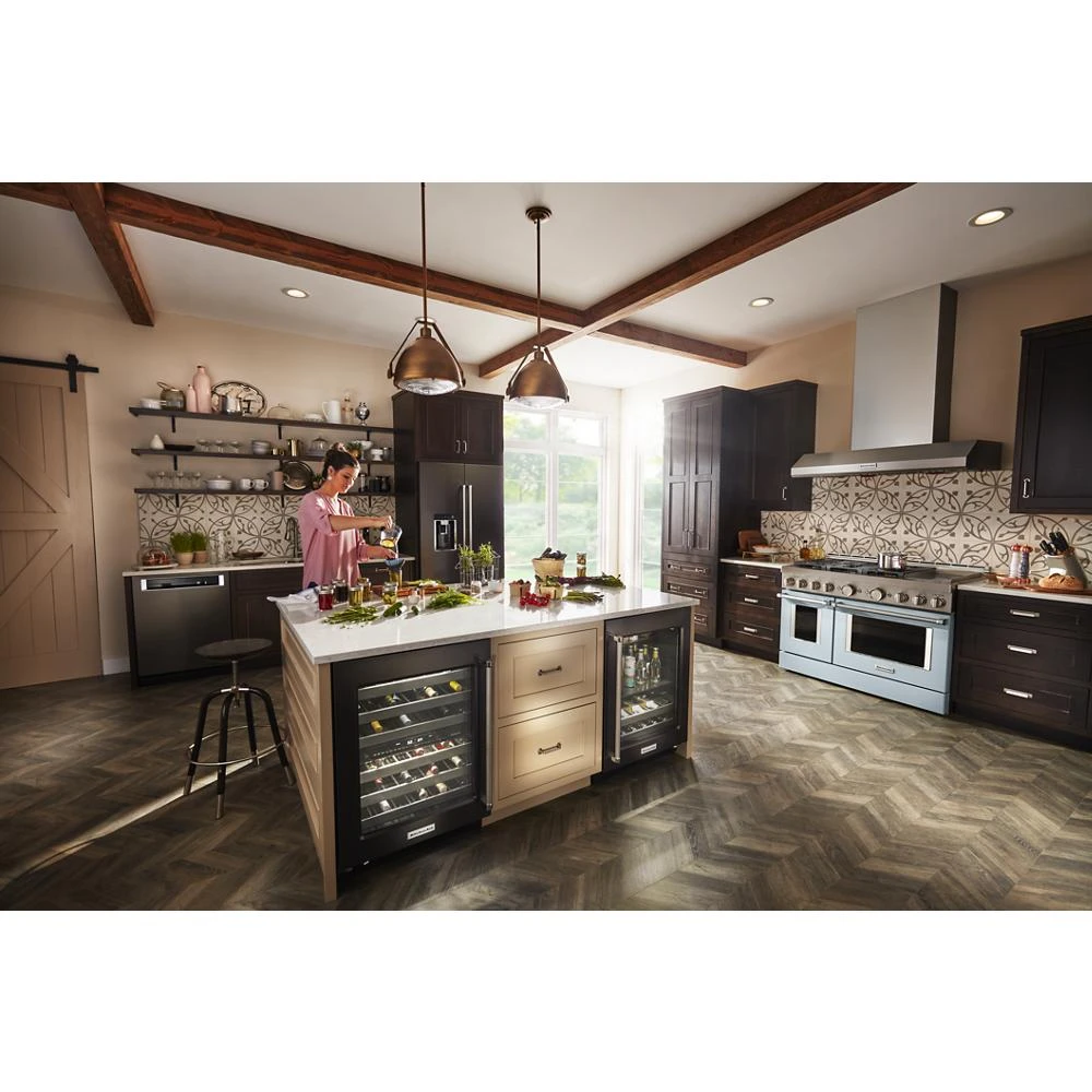 360° Max Jets™ Third Rack Dishwasher with Fan-Enabled ProDry™ System, 44 dBA view 43