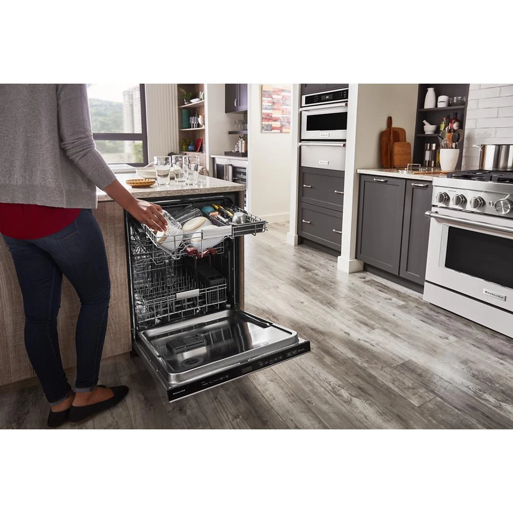 360° Max Jets™ Third Rack Dishwasher with Fan-Enabled ProDry™ System, 44 dBA view 4