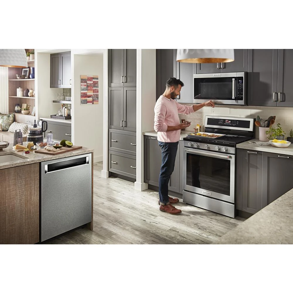 360° Max Jets™ Third Rack Dishwasher with Fan-Enabled ProDry™ System, 44 dBA view 40