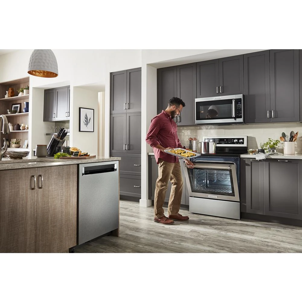 360° Max Jets™ Third Rack Dishwasher with Fan-Enabled ProDry™ System, 44 dBA view 37