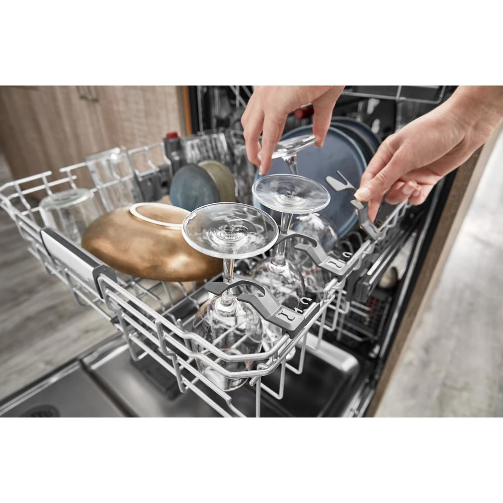 360° Max Jets™ Third Rack Dishwasher with Fan-Enabled ProDry™ System, 44 dBA view 59