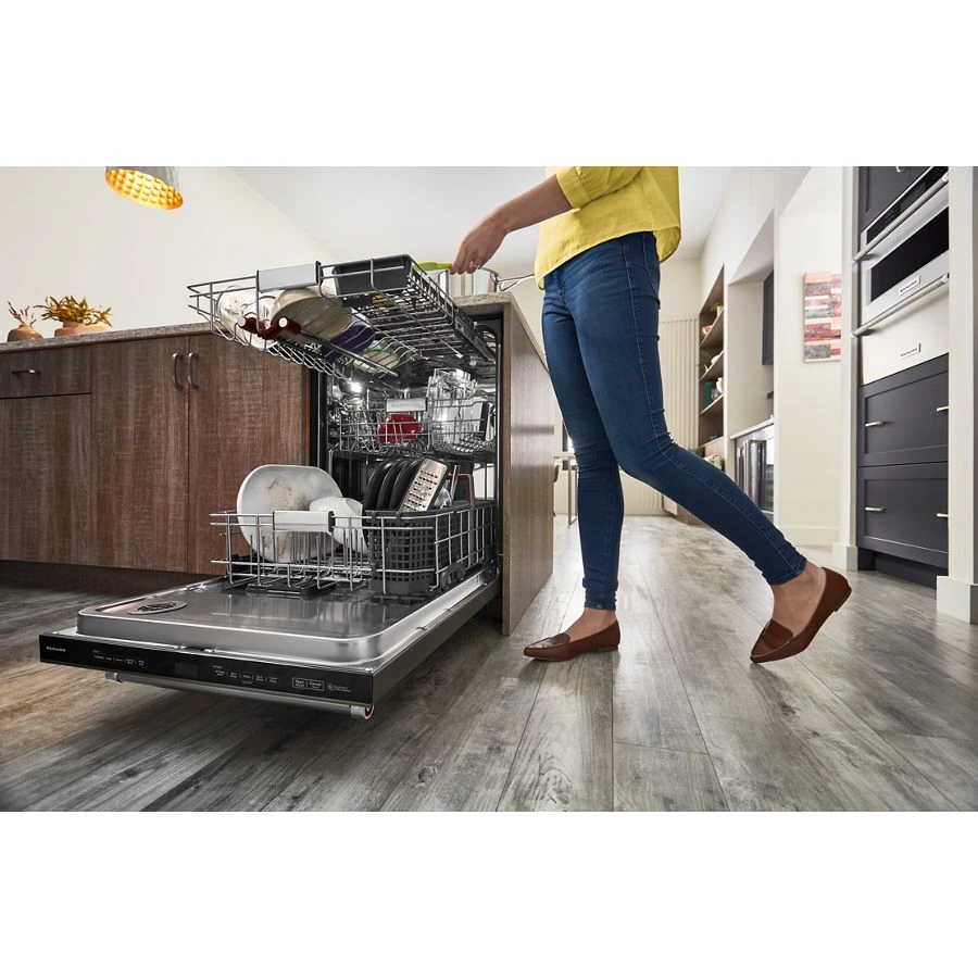 360° Max Jets™ Third Rack Dishwasher with Stainless Steel Third Rack Wash Jets, 44 dBA view 7