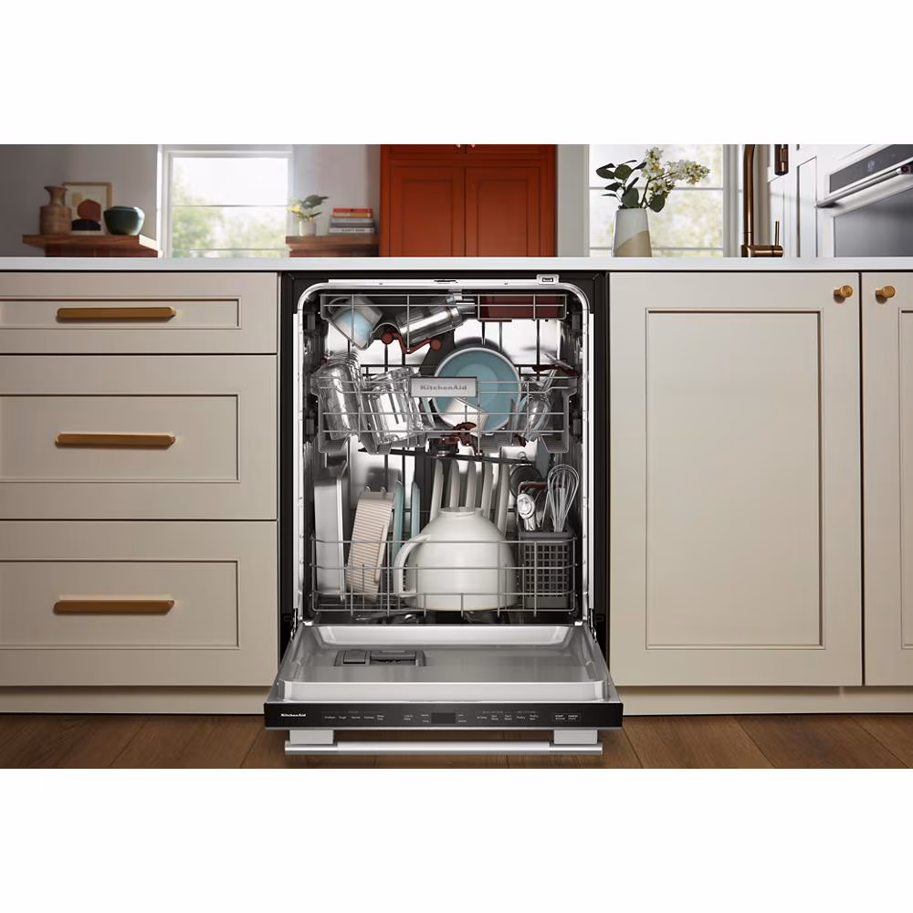 360° Max Jets™ Third Rack Dishwasher with Stemware Shield and Stemware Clips, 44 dBA view 5