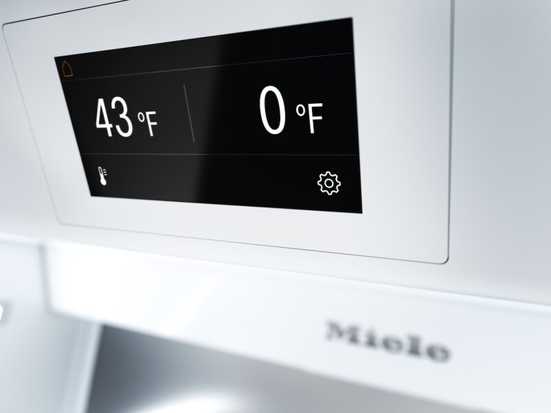 MasterCool fridge‑freezer For high-end design and technology on a large scale. KF2802VI
