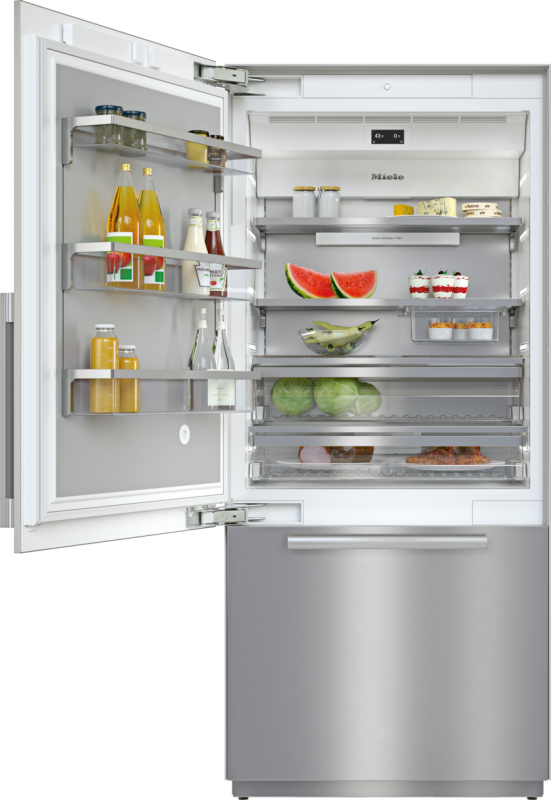 MasterCool fridge‑freezer For high-end design and technology on a large scale. KF2912SF