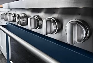 KitchenAid® 36'' Smart Commercial-Style Dual Fuel Range with 6 Burners KFDC506JIB