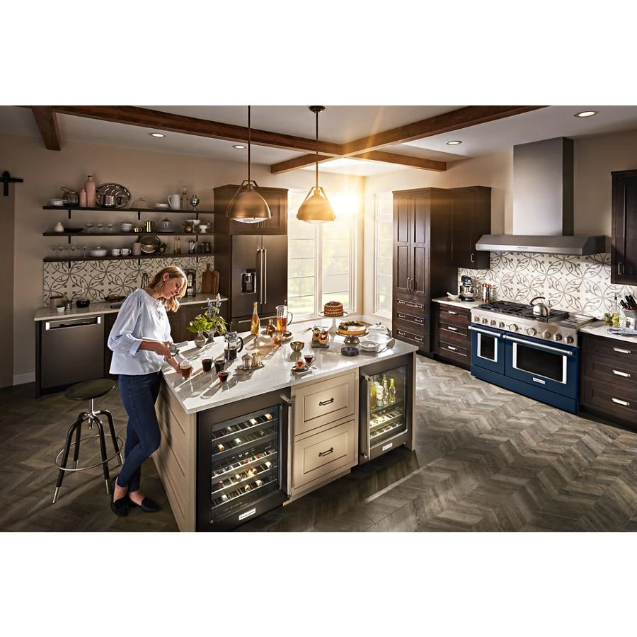 48'' Smart Commercial-Style Dual Fuel Range with Griddle view 10