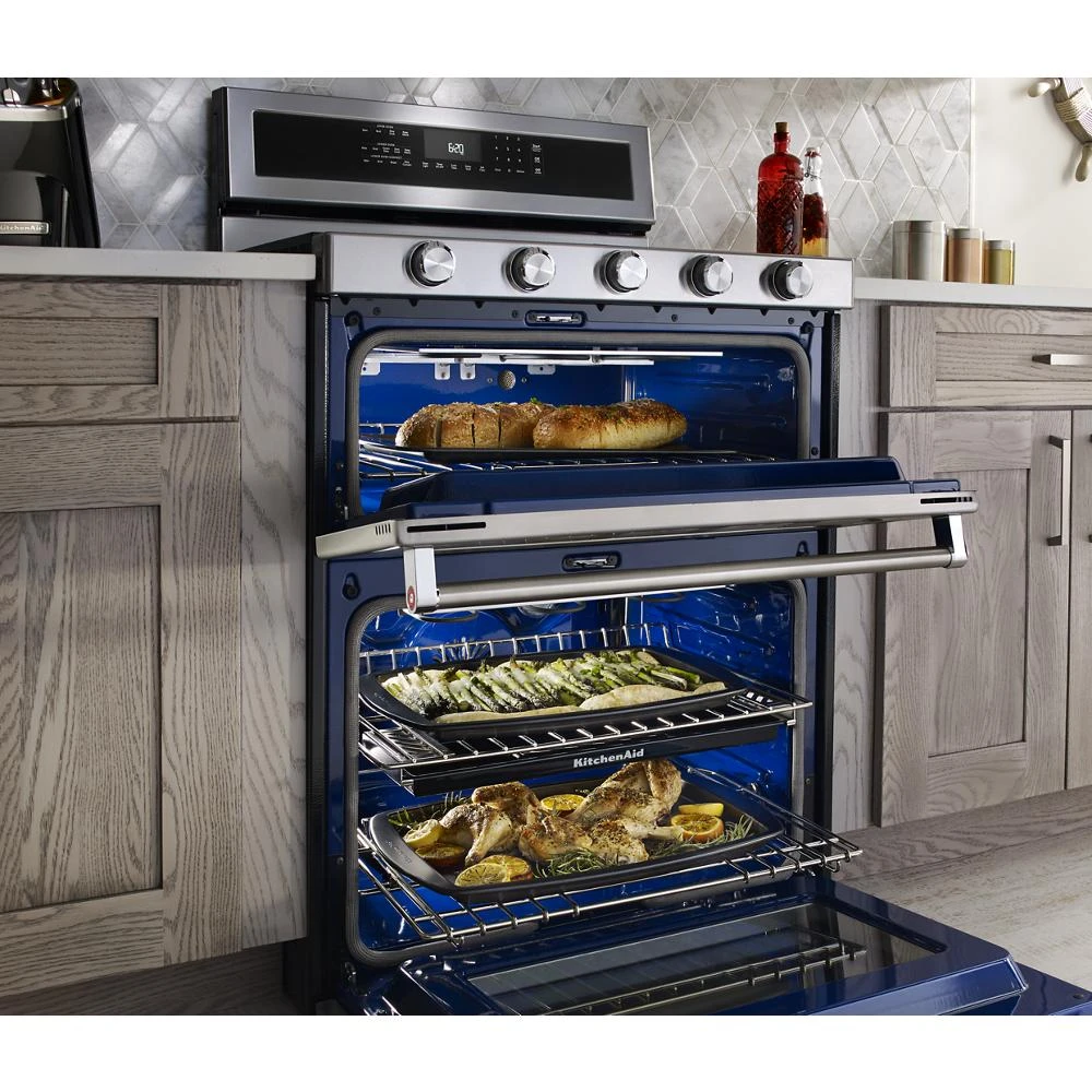 30" 5 Burner Dual Fuel Double Oven Convection Range view 6