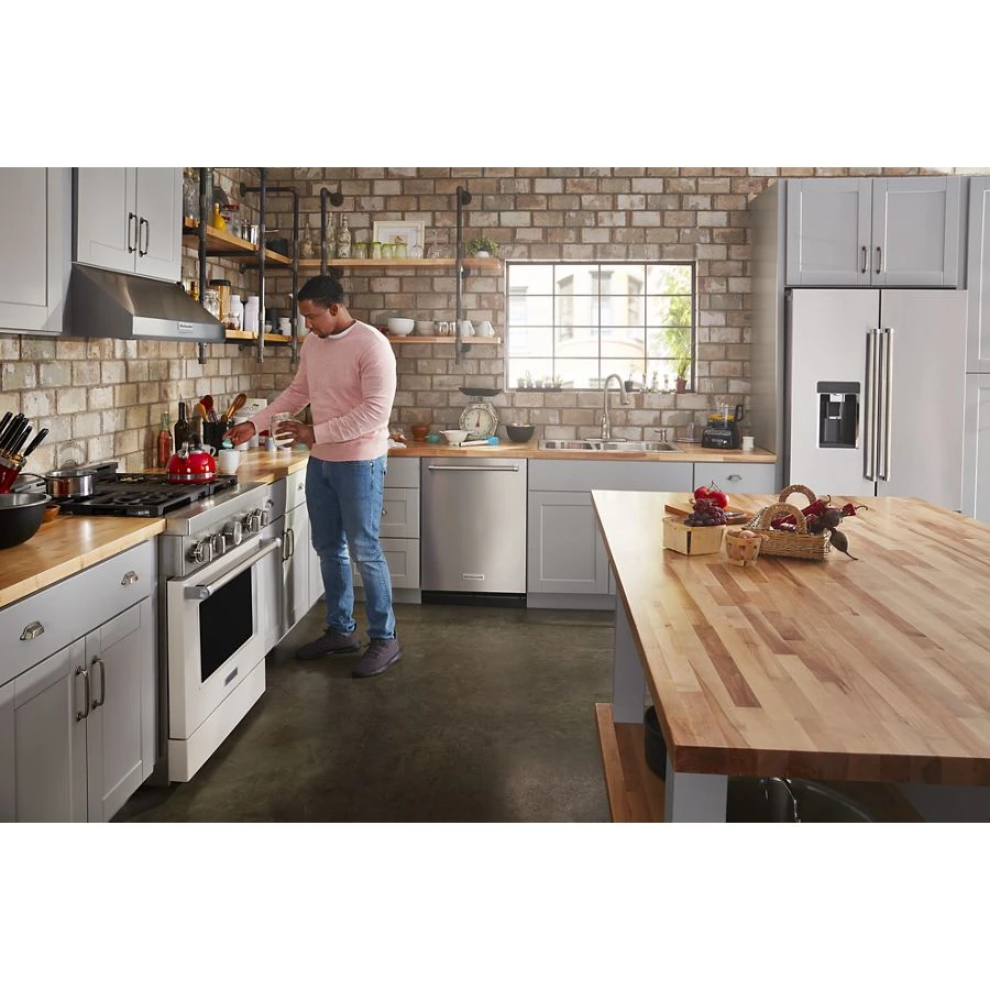 30'' Smart Commercial-Style Gas Range with 4 Burners KFGC500JMH