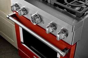 KitchenAid® 30'' Smart Commercial-Style Gas Range with 4 Burners KFGC500JSC