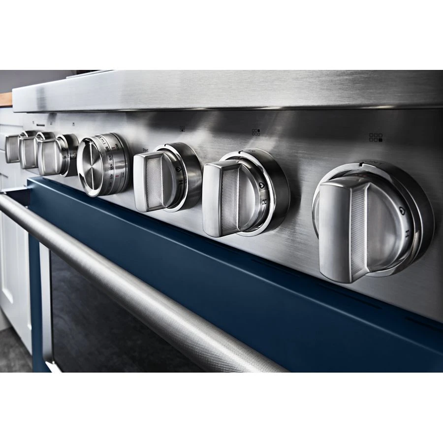 36'' Smart Commercial-Style Gas Range with 6 Burners view 7