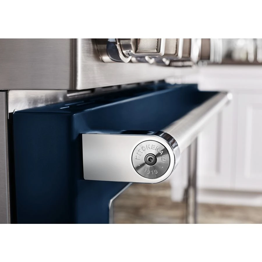 36'' Smart Commercial-Style Gas Range with 6 Burners view 8