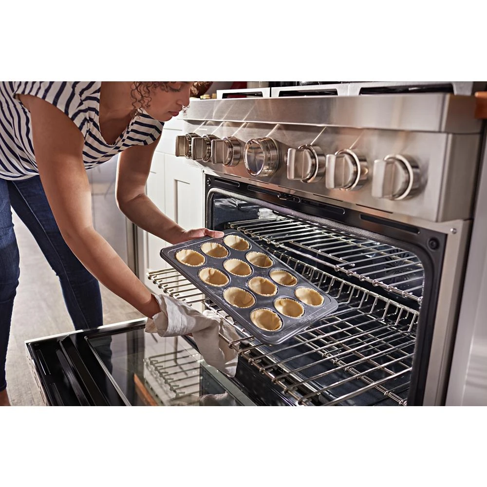 36" Smart Commercial-Style Gas Range with 6 Burners view 43