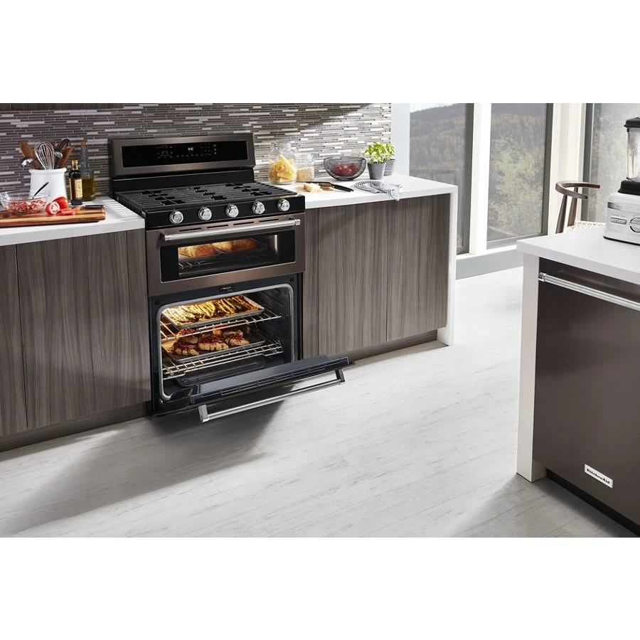 30-Inch 5 Burner Gas Double Oven Convection Range view 7