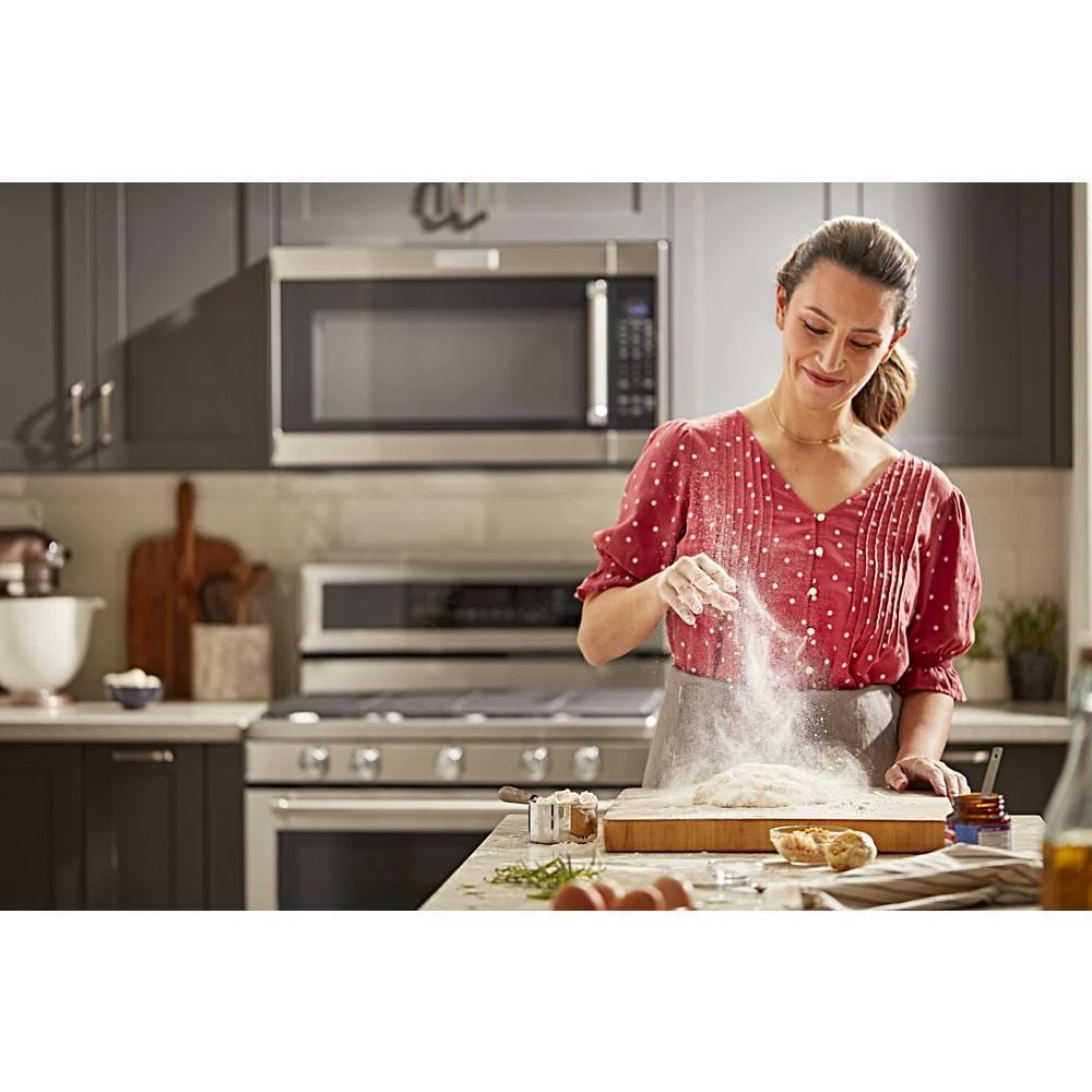 30-Inch 5-Burner Gas Convection Range KFGG500ESS
