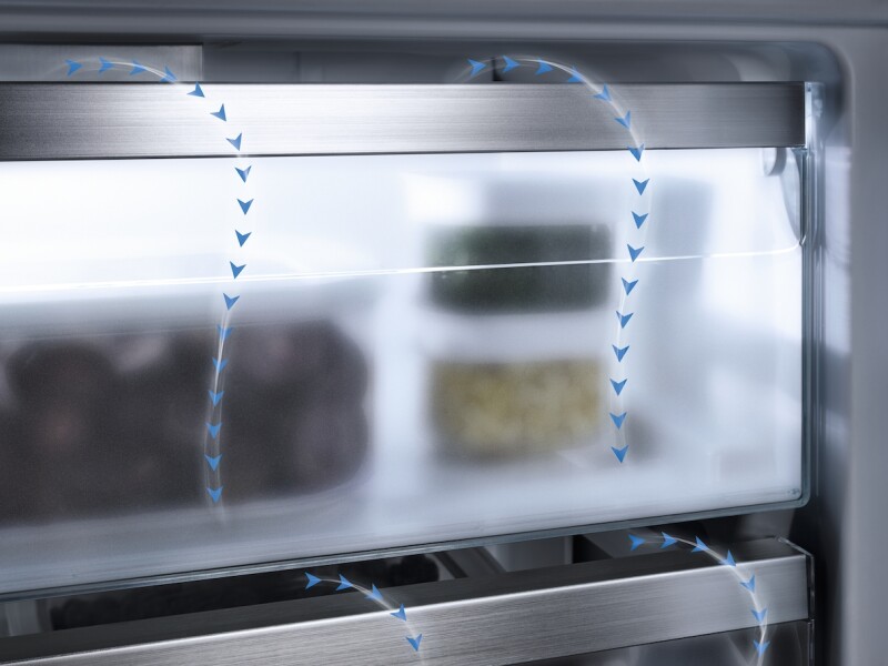 PerfectCool fridge‑freezer PerfectFresh Active, DynaCool, and IceMaker for outstanding appearance. KFN7795D