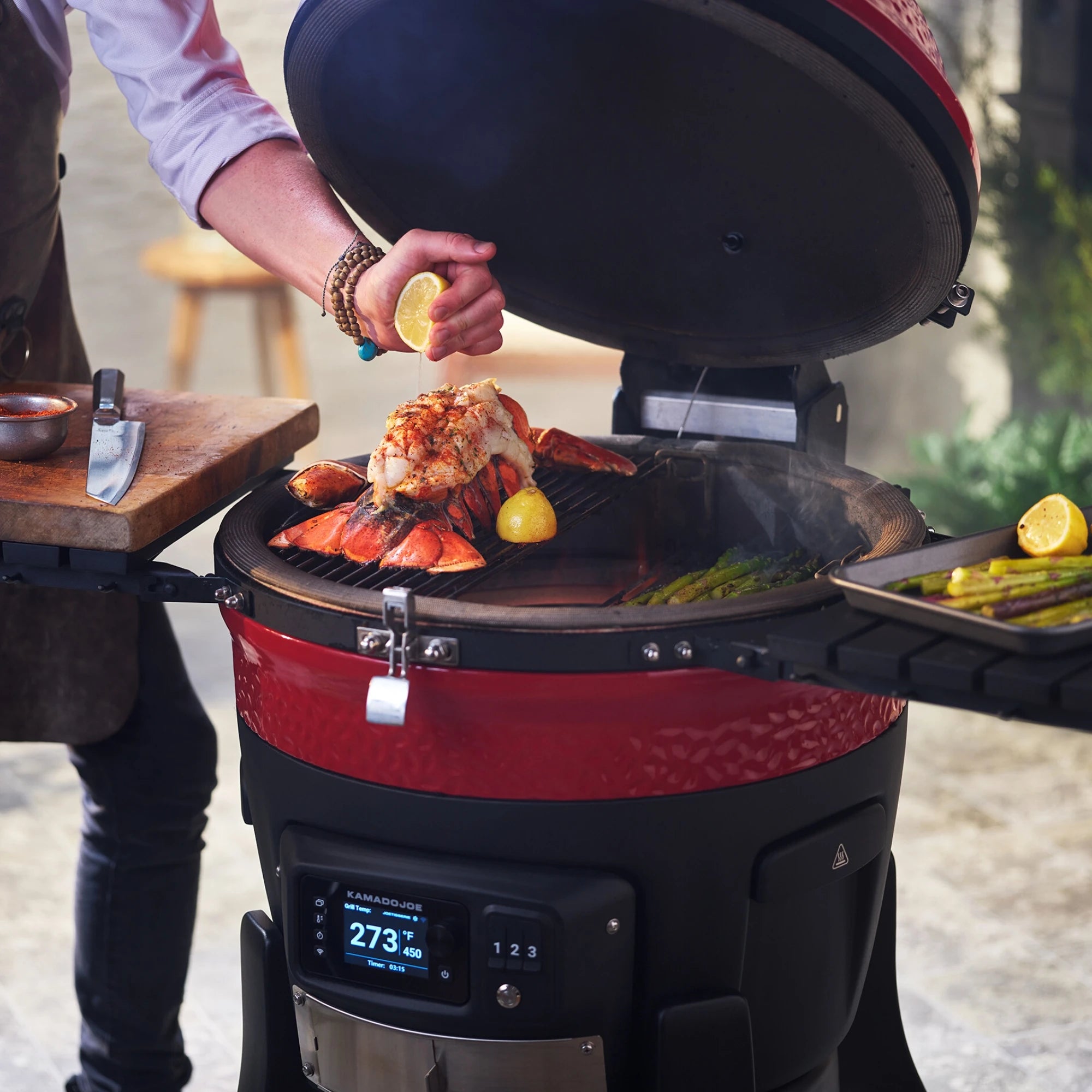 Konnected Joe™ Digital Charcoal Grill and Smoker KJ15041123