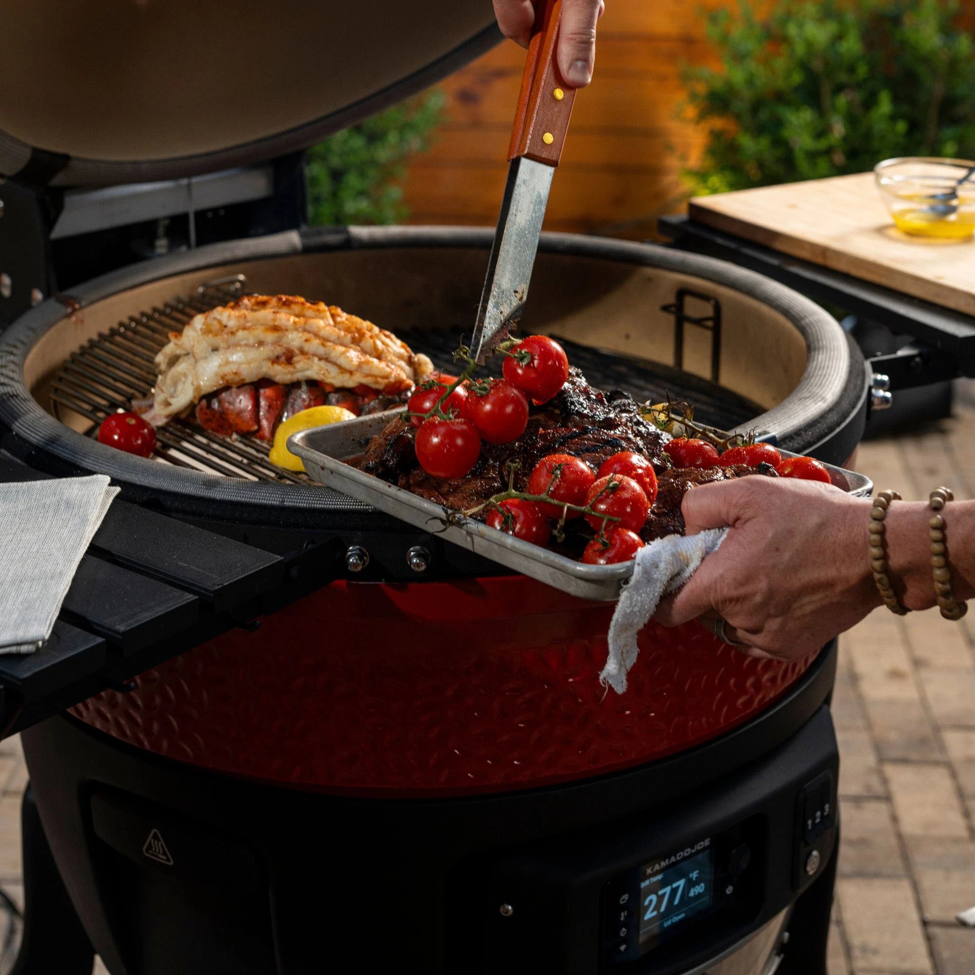 Big Joe® Konnected Joe™ Digital Charcoal Grill and Smoker KJ15042425