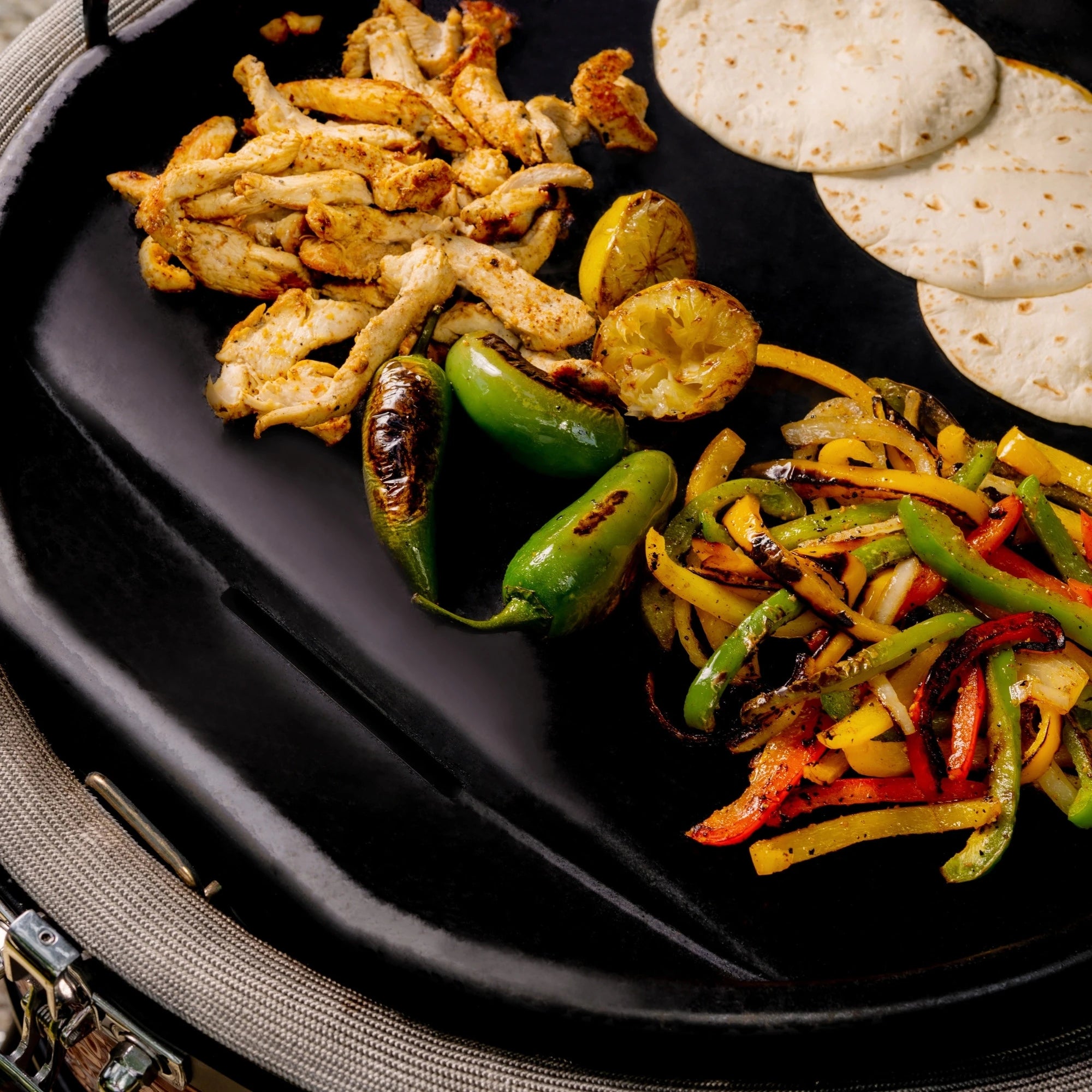 Karbon Steel™ Griddle - Big Joe KJ15094622