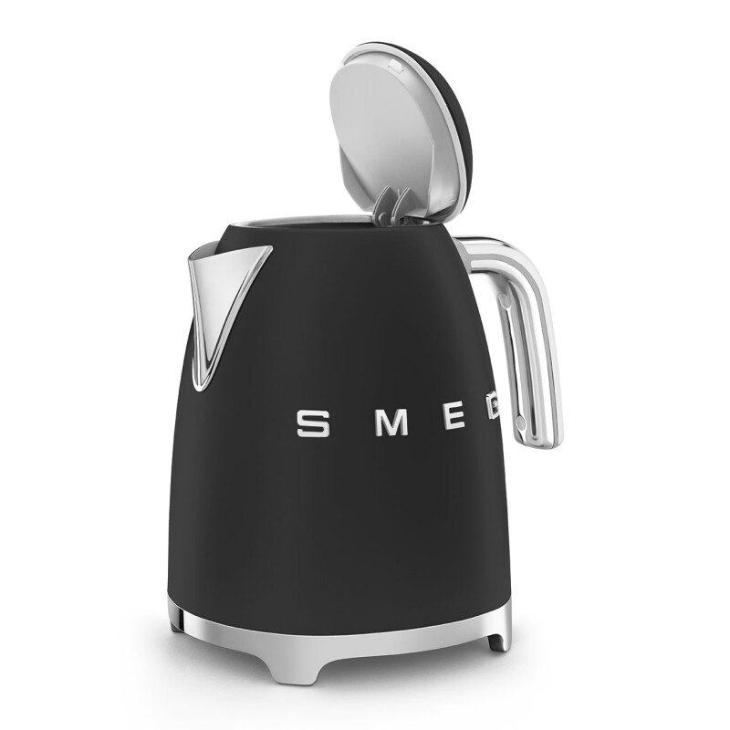 Electric Kettle Retro-style KLF03BLMUS