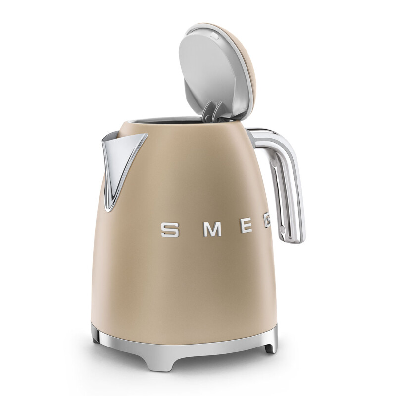 Electric Kettle Retro-style KLF03CHMUS