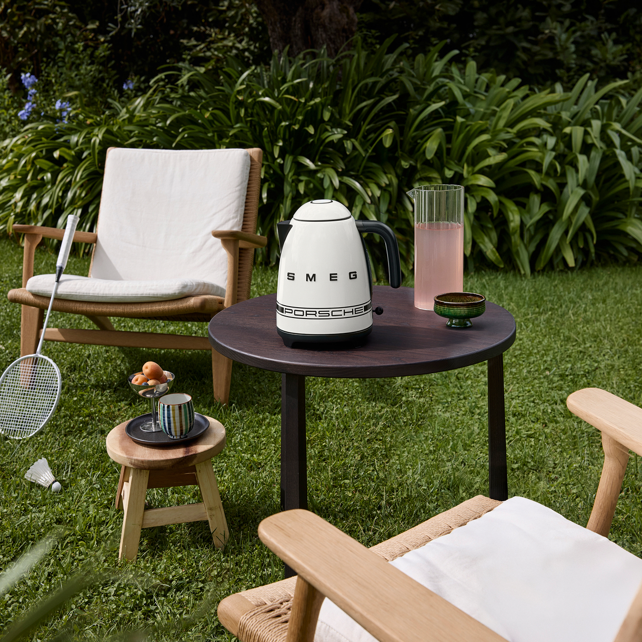Kettle KLF03 | Carrara White Porsche x SMEG KLF03PCWUS