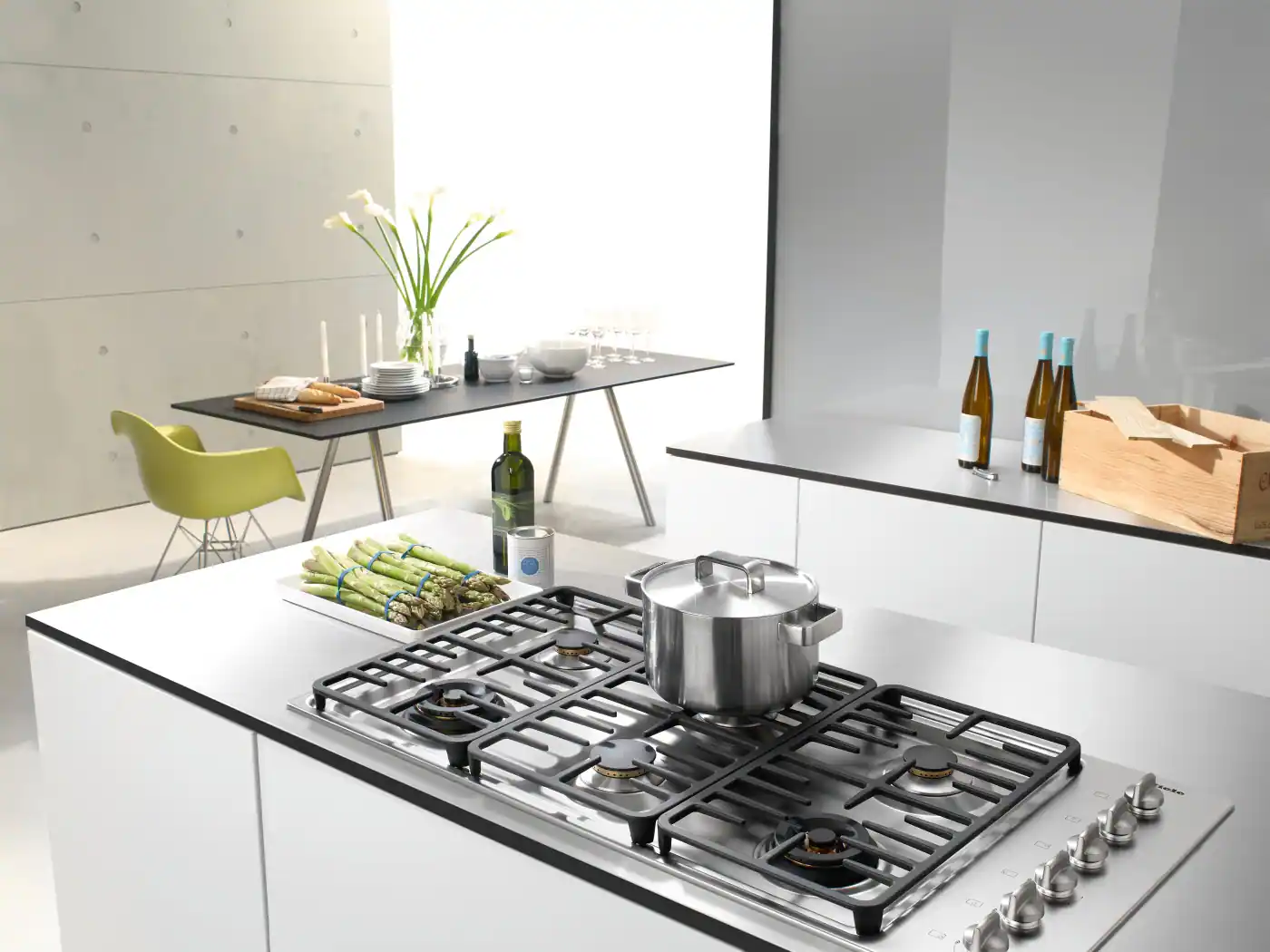 42-inch gas cooktop KM3485LP