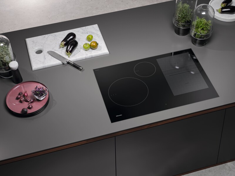 30" Induction Powerflex Cooktop KM7735FLCTS