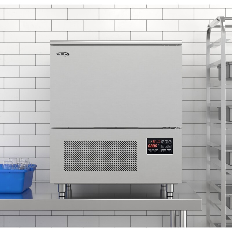 30 in. Commercial Countertop Blast Chiller 30 lbs Rapid Chill / 26.5 lbs Rapid Freeze with ETL for Safety and Sanitation with a 5-Pan Capacity in Stainless-Steel KMCBLC5