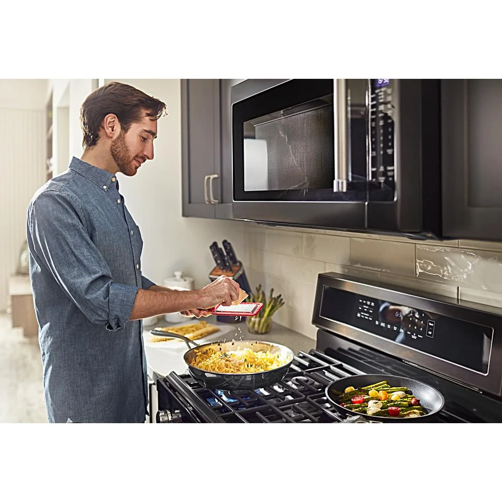 30" 1000-Watt Microwave Hood Combination KMHS120EBS