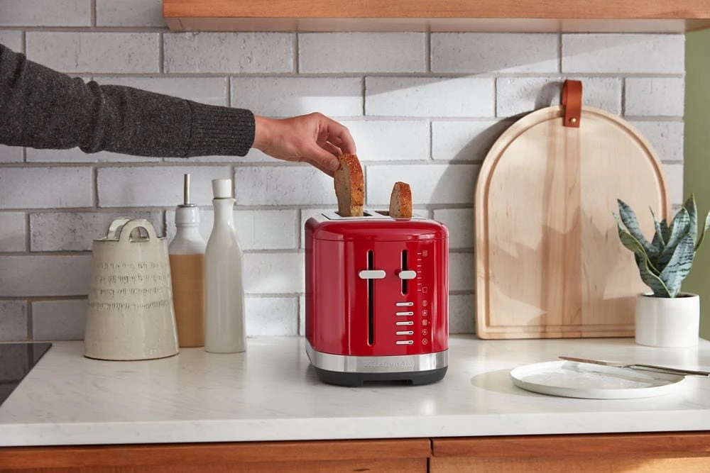 2 Slice Toaster KMT2109ER