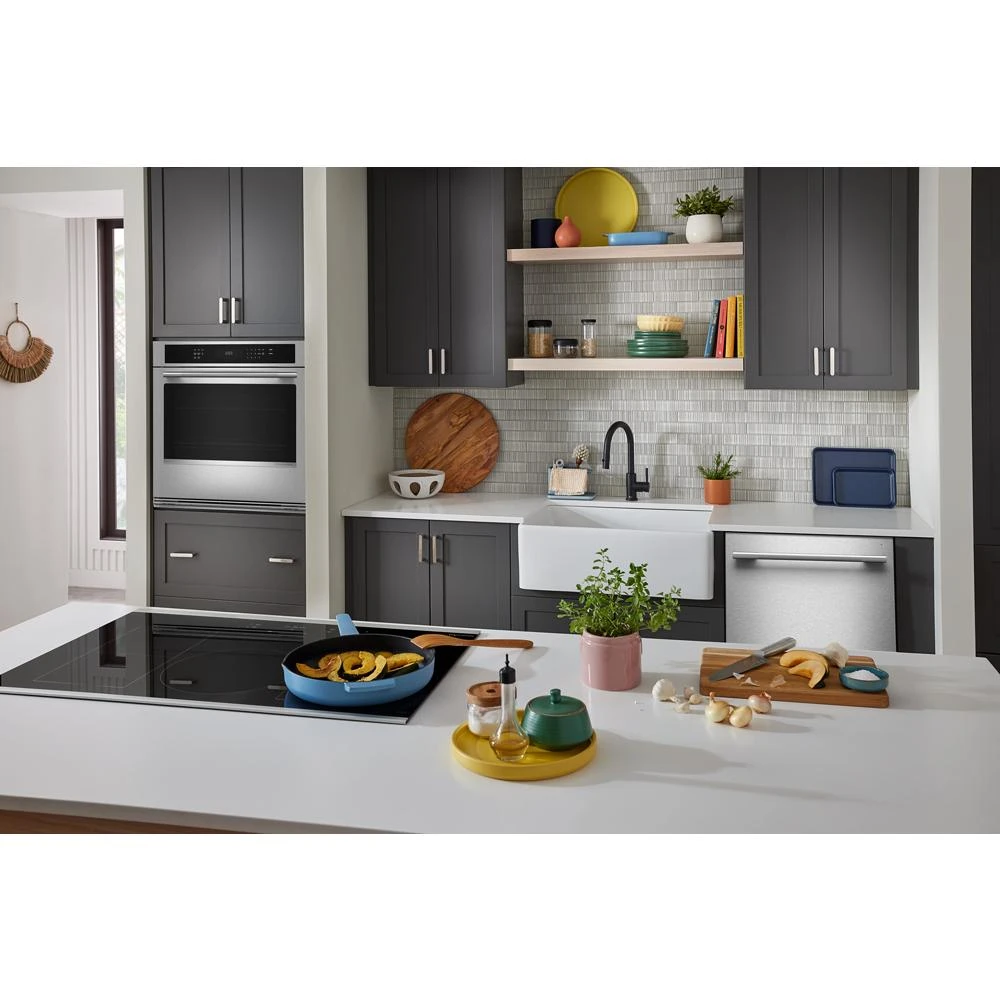 30-inch Electric Single Wall Oven with No Preheat Air Fry Mode - PrintShield™ Finish view 6